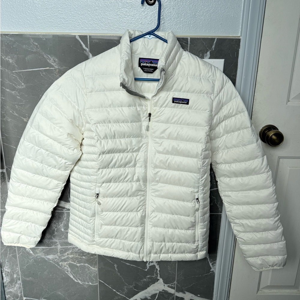 Patagonia down sweater jacket